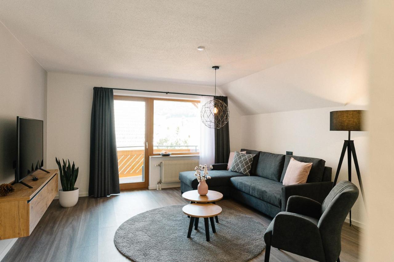 Moderne 2 Zi.-Fewo Blackforest Art Barrierefrei Naehe Freiburg Simonswald Dış mekan fotoğraf